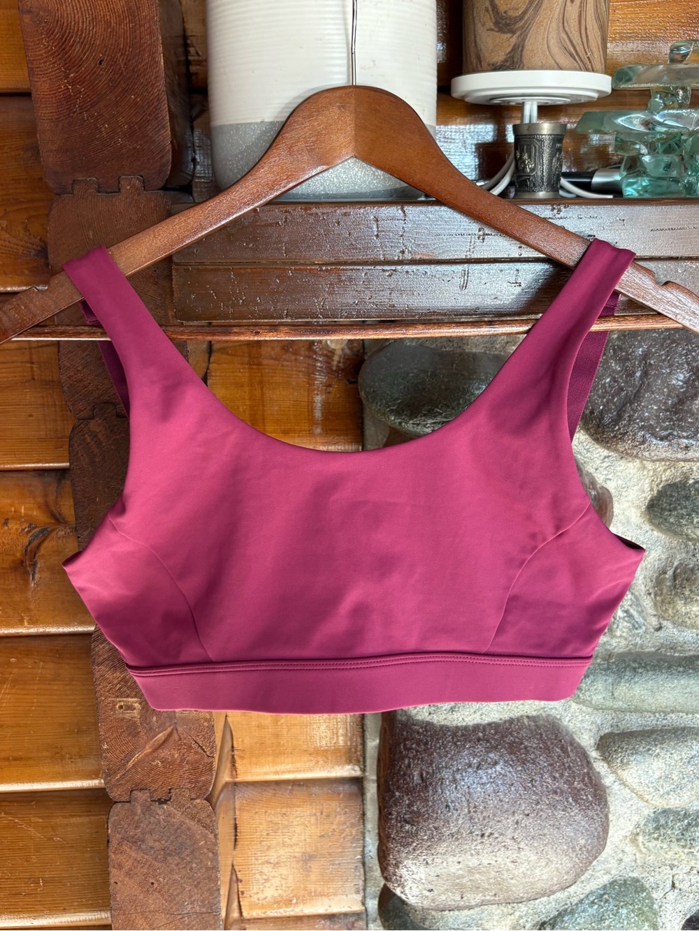 Lolë Burgundy Adjustable Hook Back Medium Support Sports Bra